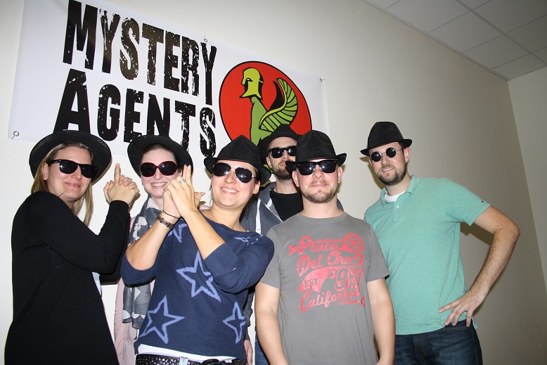 1611_Mystery_Agents_Team (23)